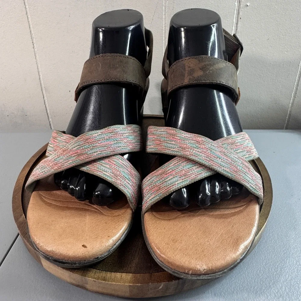 Keen Wedge Sandals Womens 9.5 Brown Multi Good Boho Strappy Buckle 1014313